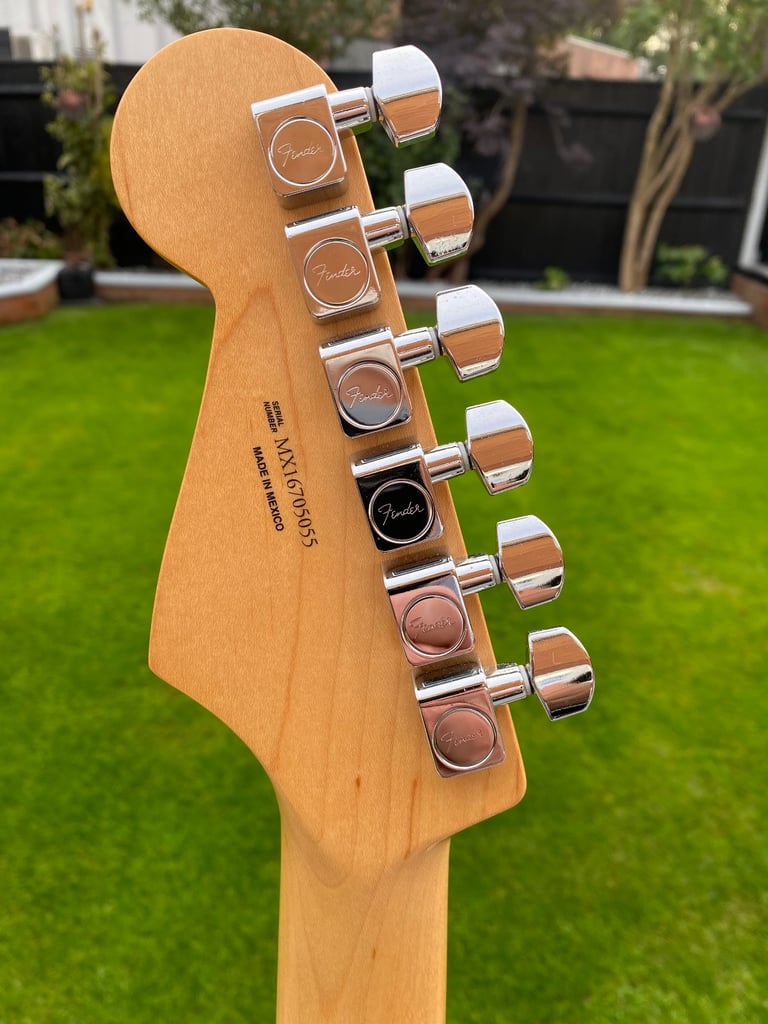 Fender Stratocaster 