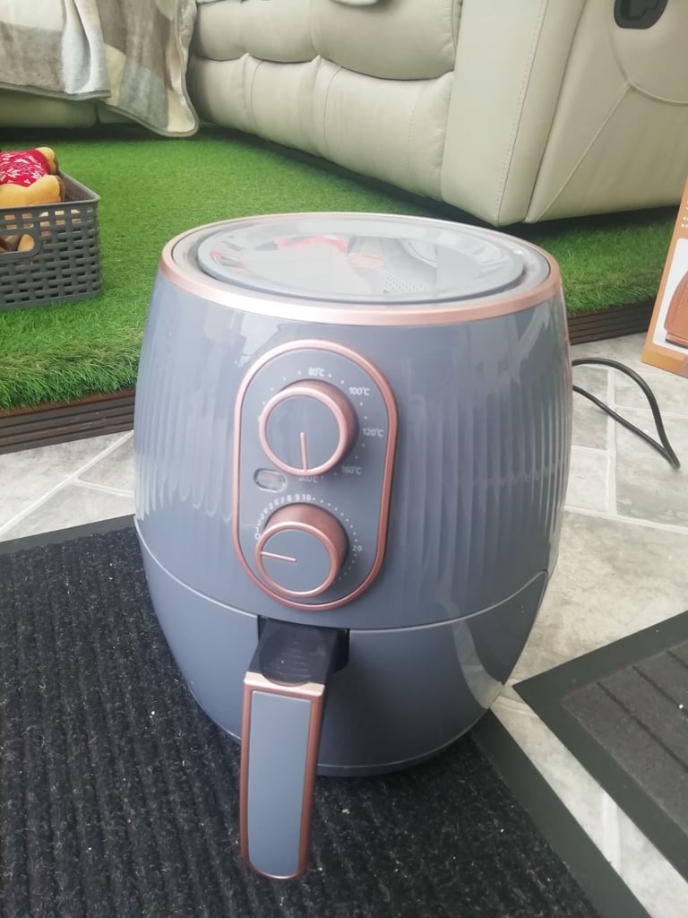 image for Air fryer used only 1 time 