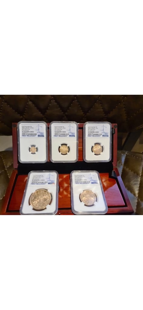Queen Elizabeth II Memorial Sovereign Gold Proof Set PF70 UCAM FR