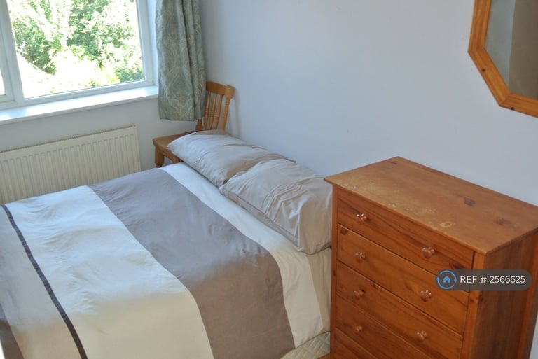 4 bedroom house in Harston Road, Newton, Cambridge, CB22 (4 bed) (#2566625)