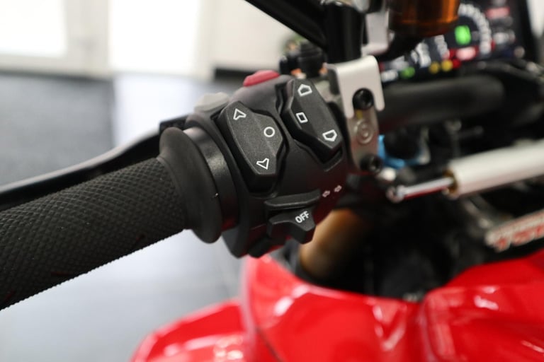 Ducati Streetfighter V4S 25 Model Year. Approved Used