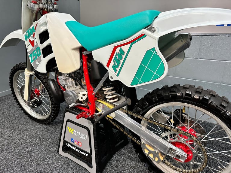 1991 KTM SX 250 - UNIQUE EXAMPLE - SUPER EVO - CR YZ KX SX250 - BEST AVAILABLE -