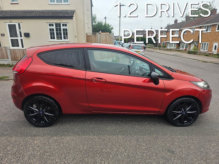 fiesta 1.2 F.S.H NEW CAMBELT AN CLUTCH LONG MOT JULY 26 DRIVES PERFECT 1.2 