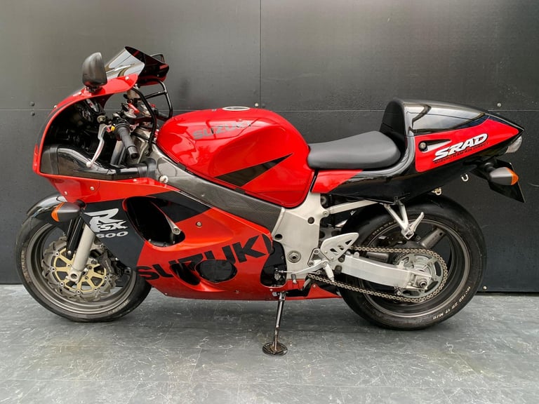 SUZUKI GXSR 600 S-RAD 1999 LOW MILEAGE LOVELY CONDITION