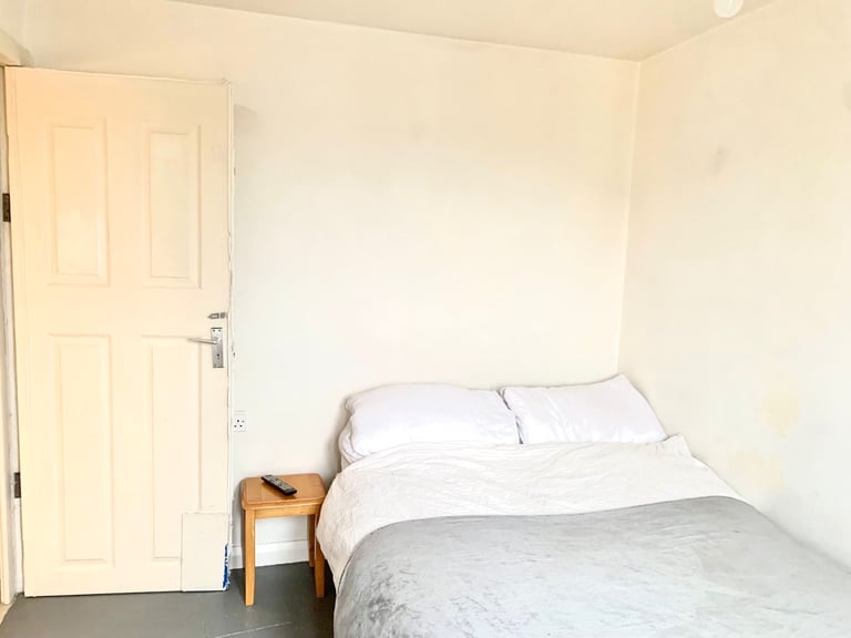 1 Month Stay, Short Term Sublet, Room To Rent, No Deposit, Camberwell SE5