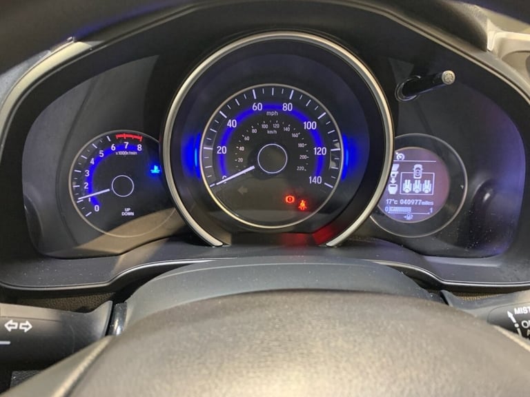 2018 18 HONDA JAZZ 1.3 I-VTEC SE NAVI HATCHBACK 5DR PETROL MANUAL EURO 6 (S/S) (