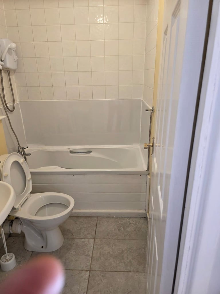 Modern 1-Bedroom Flat to Rent in Erith, SE2 – Close to Station & Amenities