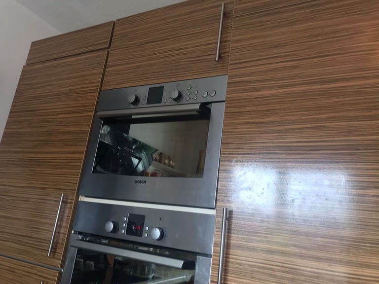 FREE Used Fitted Kitchen – Modern Style –