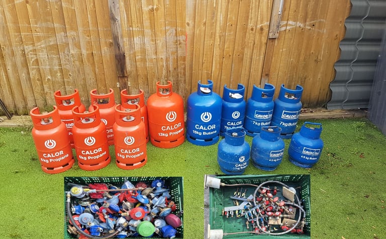 Full gas bottles / cylinders, regulators, distributor valves 1,2,3,4 ways.