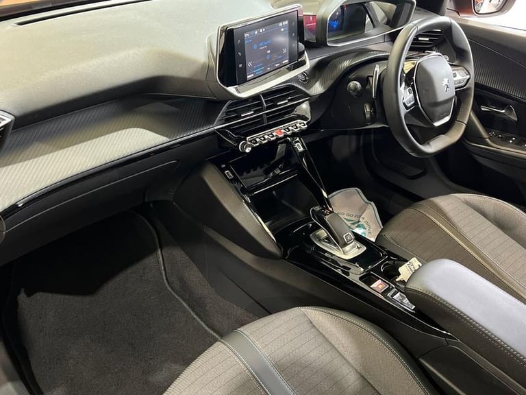 2022 Peugeot 2008 1.2 PureTech 130 Allure 5dr Manual Estate Petrol Manual