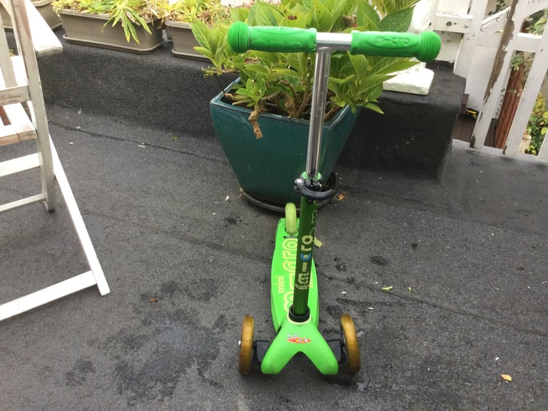 Green Micro mini scooter