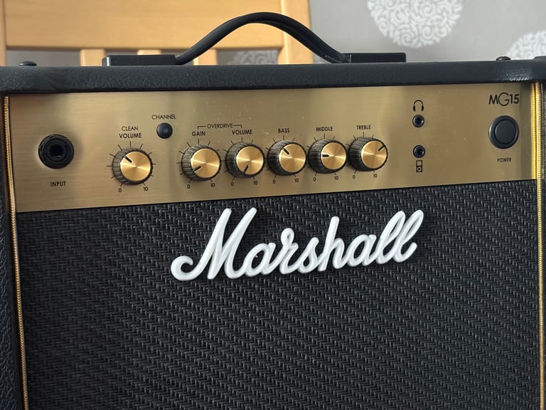 Marshall MG15G-H 15W Guitar Amplifier – Hardly Used, With Box – Excellent Condition