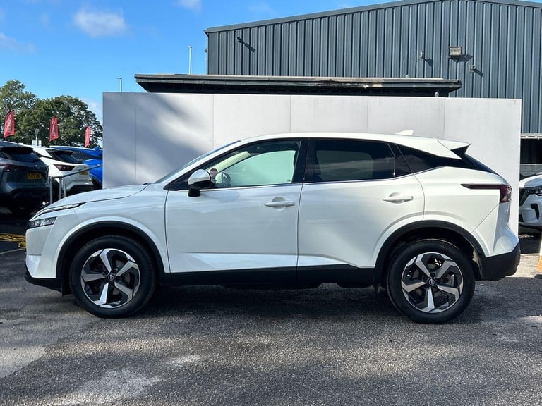 2023 Nissan Qashqai 1.3 DIG-T MHEV N-Connecta SUV 5dr Petrol Hybrid XTRON Euro 6 (s/s) (158 ps) S...