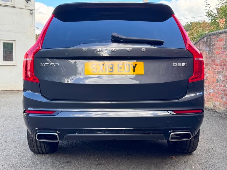 Volvo XC90 D5 POWERPULSE R-DESIGN AWD++GREAT SPEC++