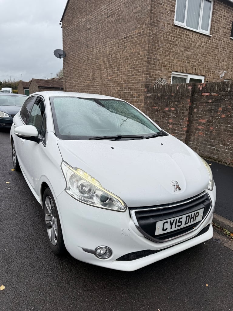 image for Peugeot, 208, Hatchback, 2015, Manual, 1560 (cc), 5 doors