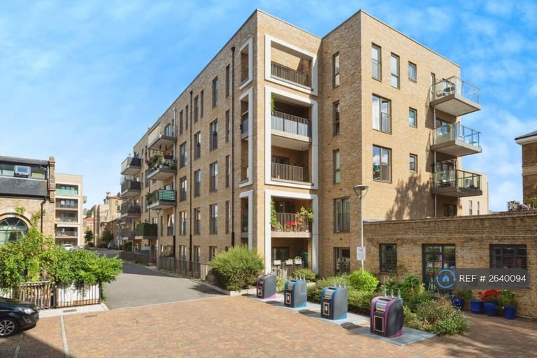 2 bedroom flat in Longbow Apartments, London, E3 (2 bed) (#2640094)