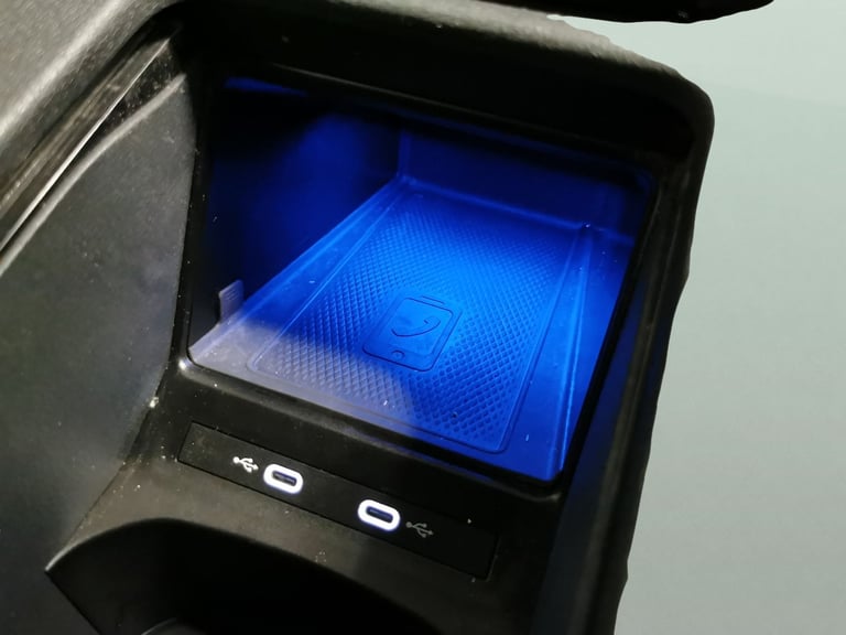 2022 Volkswagen ID.4 Pure 52kWh Life SUV 5dr Electric Auto (148 ps) - CARPLAY - AUTO PARK - LED S...