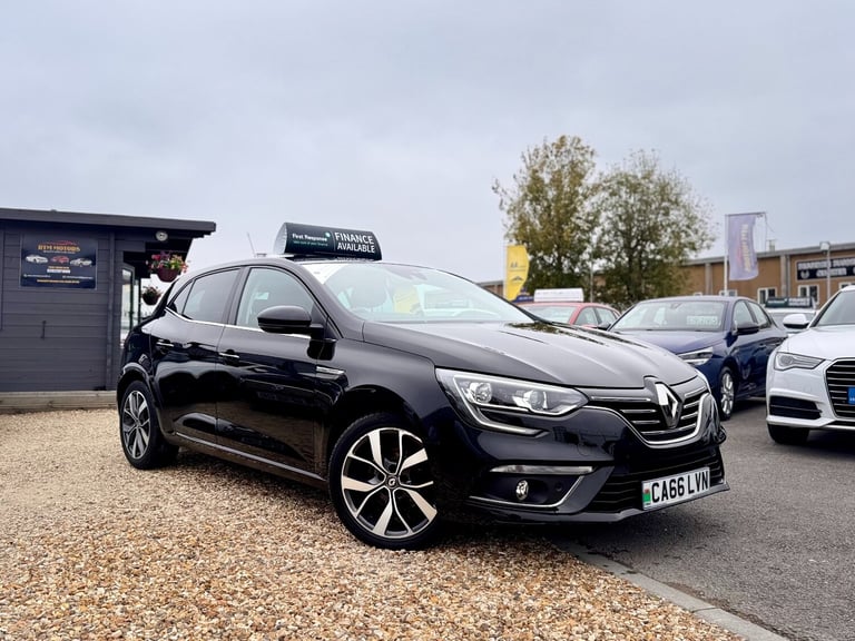 2016 Renault Megane 1.5 dCi Dynamique S Nav 5dr HATCHBACK Diesel Manual