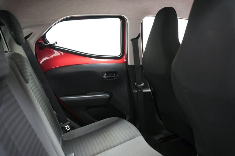  Toyota AYGO 1.0 VVT-i x-play x-shift Euro 6 5dr Petrol Automatic