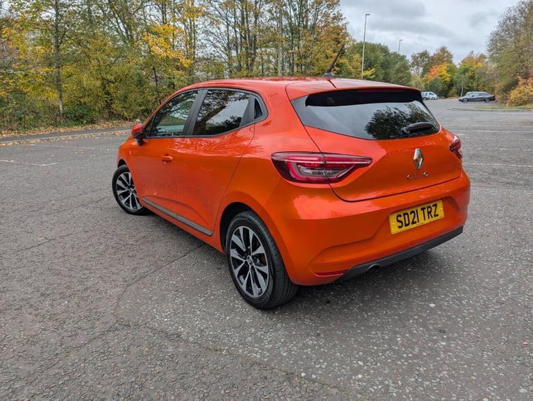 2021 Renault Clio 1.0 TCe Iconic Hatchback 5dr Petrol Manual Euro 6 (s/s) (100 ps) Hatchback Petr...