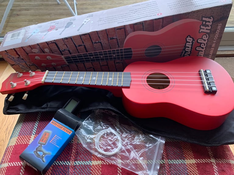 Ukulele and accessories 