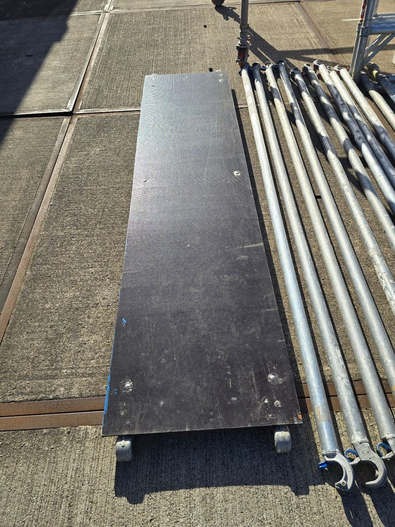 Boss aliminumin scaffold tower