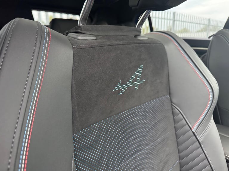 2025 Renault RAFALE E-Tech PHEV Atelier Alpine AWD 5dr Auto COUPE PETROL/ELECTRIC Automatic