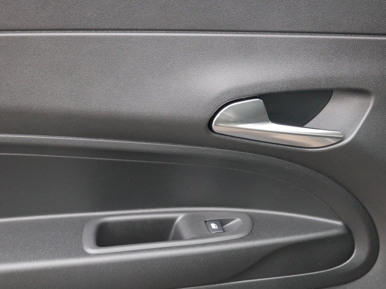 2025 Fiat 600 600 1.2 136hp Hybrid Edct-6 HATCHBACK Petrol/Electric Hybrid Automatic