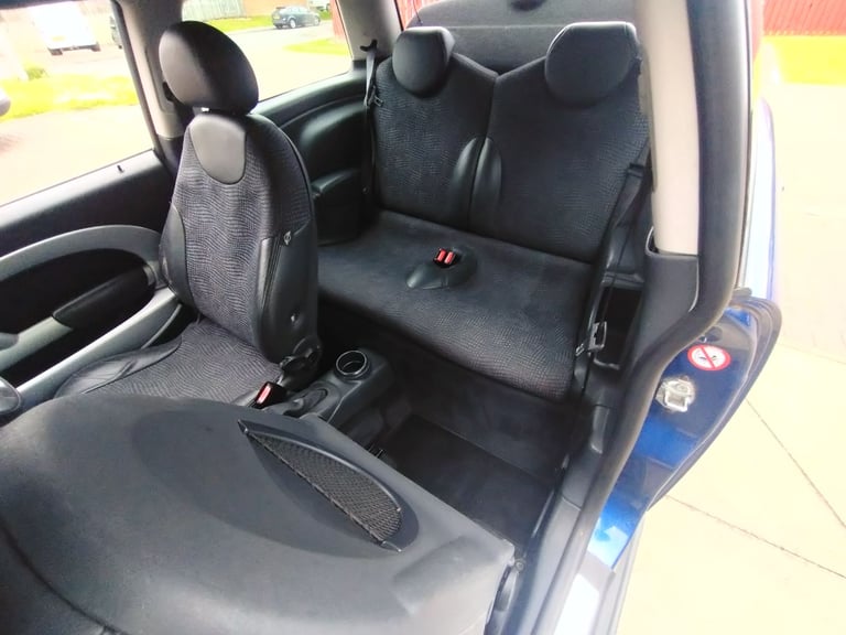 Mini, HATCHBACK, Hatchback, 2001, Manual, 1598 (cc), 3 doors