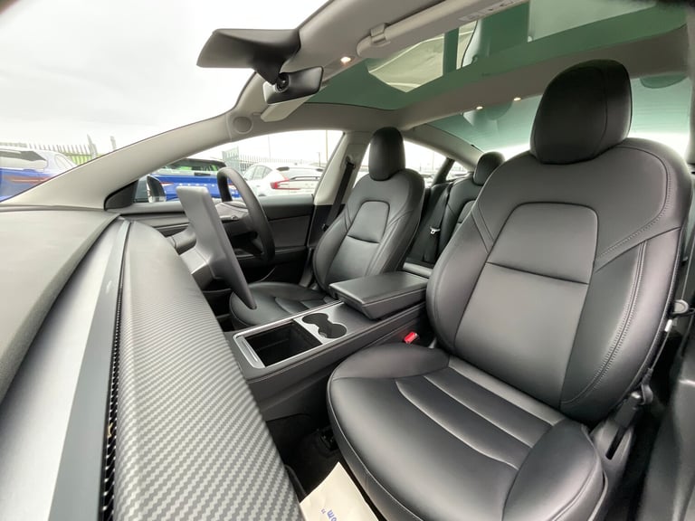 2022 Tesla Model 3 PERFORMANCE AWD Saloon ELECTRIC Automatic