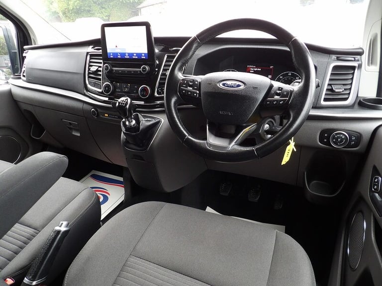 2021 Ford Tourneo Custom 2.0 EcoBlue 130ps Low Roof 8 Seater Titanium MPV DIESEL Manual