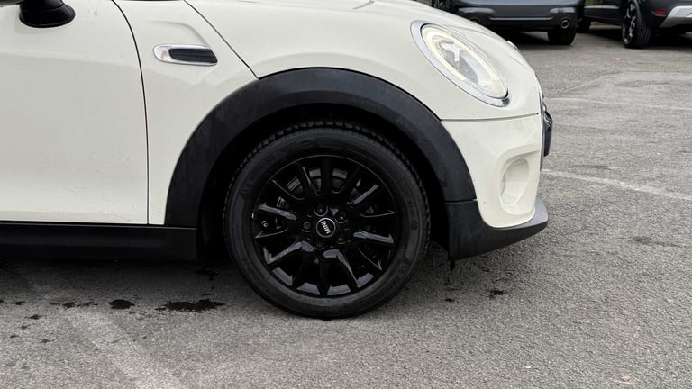 2016 MINI Hatch 1.5 Cooper 3dr HATCHBACK PETROL Manual