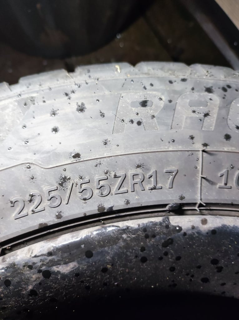 2 alloys and tyres 225/55/17 vivaro trafic primastar bmw vauxhall van car