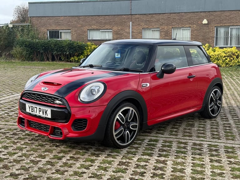 image for  MINI Hatch 2.0 John Cooper Works Auto Euro 6 (s/s) 3dr Petrol Automatic