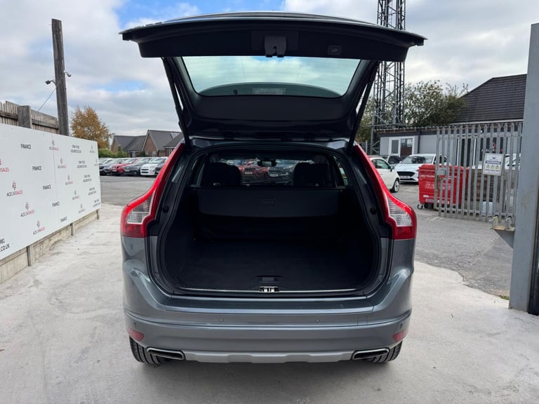 2017 Volvo XC60 D4 [190] SE Nav 5dr Geartronic [Leather] ESTATE DIESEL Automatic