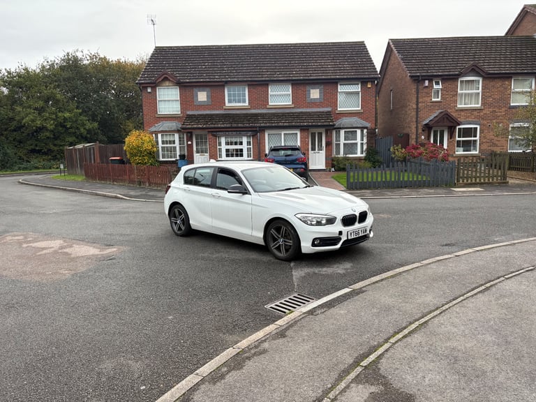 BMW, 1 SERIES, Hatchback, 2017, Manual, 1496 (cc), 5 doors