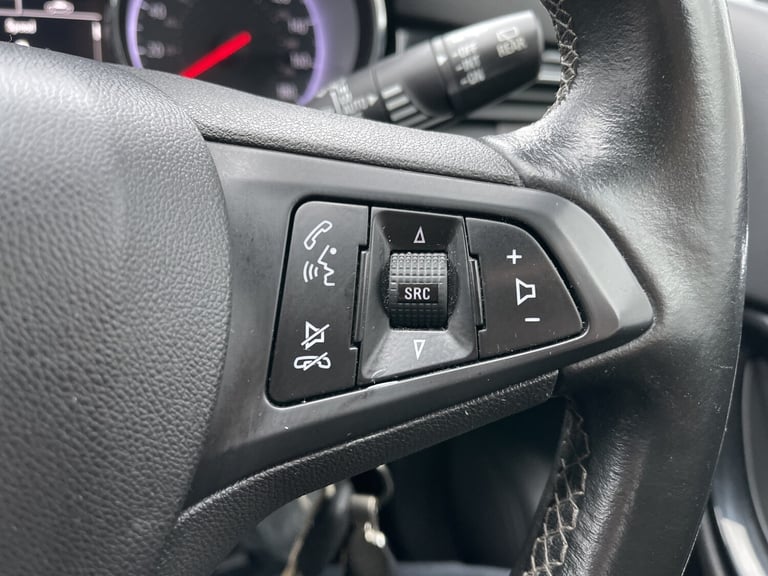 VAUXHALL ASTRA 1.4 i SRi 2017