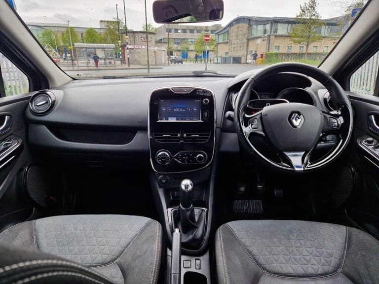2014 Renault Clio 1.5 DYNAMIQUE S MEDIANAV ENERGY DCI S/S 5d 90 BHP Hatchback Diesel Manual