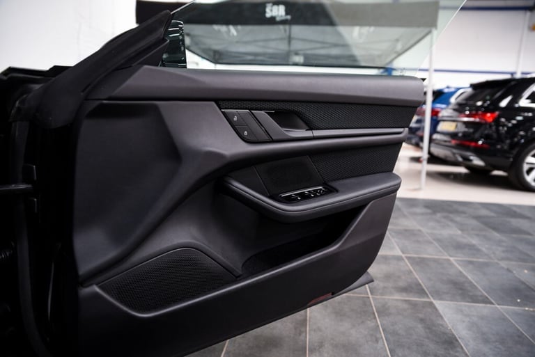 2022 Porsche Taycan Performance Plus 93.4kWh 4S Cross Turismo 5dr Electric Auto 4WD (11kW Charg E...