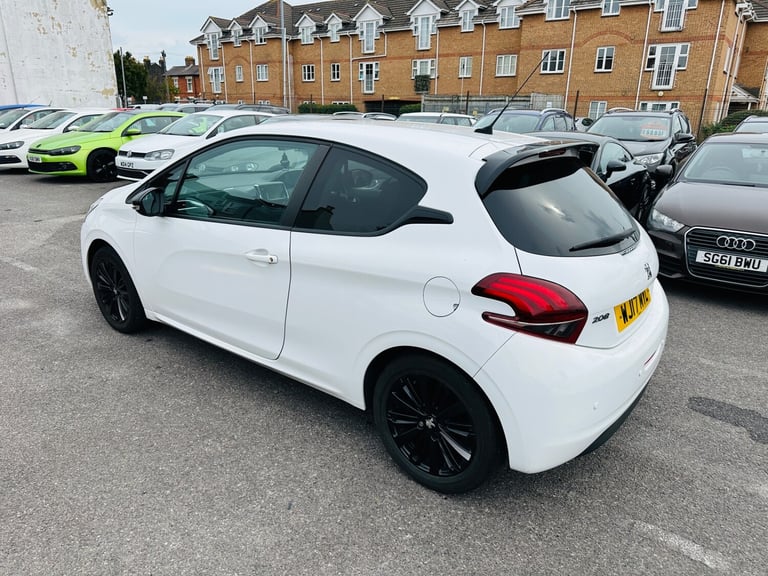 2017 Peugeot 208 1.2 PureTech 82 Black Edition 3dr HATCHBACK Petrol Manual