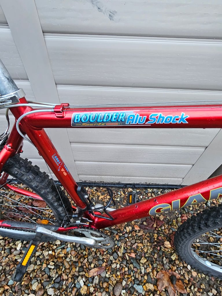 Giant boulder Gumtree