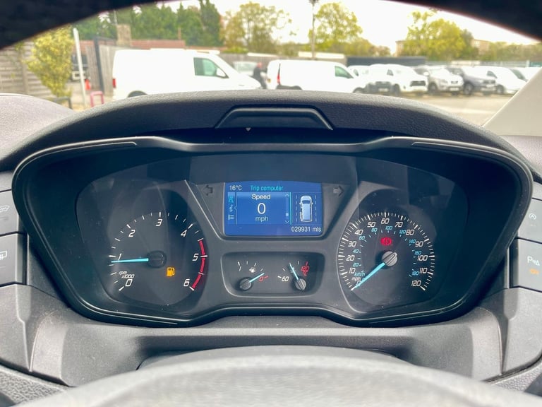 Ford TRANSIT 410 410 TDCI 125 L3H2 TREND 15 SEAT MINIBUS LWB MEDIUM ROOF RWD