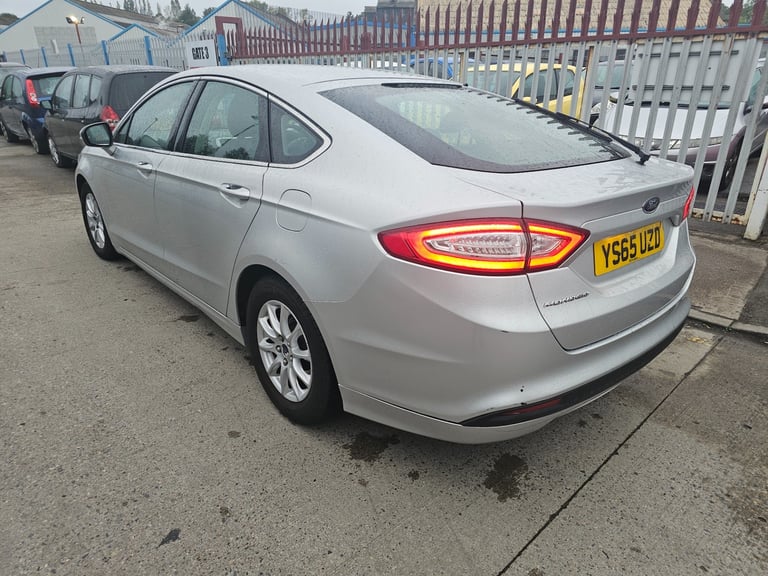 2015 Ford Mondeo 1.6 TDCi ECOnetic Zetec 5dr HATCHBACK Diesel Manual