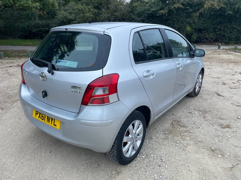 2011 Toyota Yaris 1.33 VVT-i T Spirit Nav 5dr [6] HATCHBACK Petrol Manual