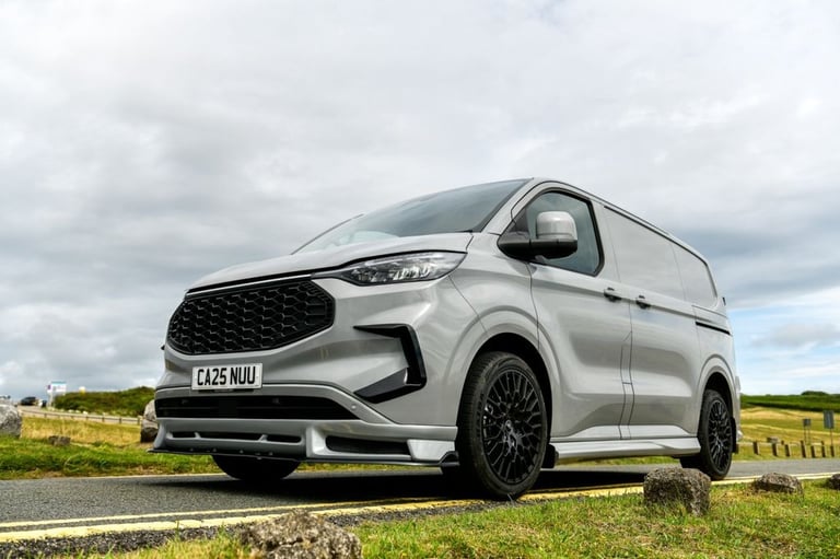 2025 Ford Transit Custom 2.0 EcoBlue 170ps H1 Van Limited Auto PANEL VAN DIESEL Automatic