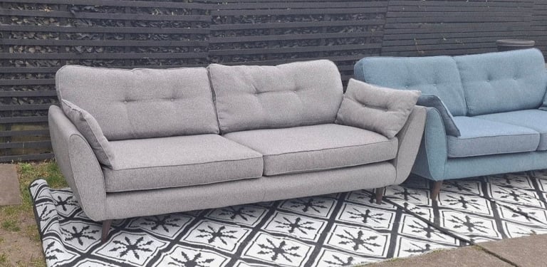 DFS French Connection Sofas..4+3..Delivery 🚚 Available 
