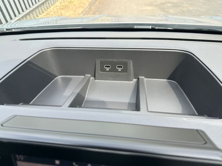 2023 Renault Trafic 2.0 dCi Blue 28 Sport+ Panel Van 5dr Diesel EDC SWB Euro 6 (s/s) (170 ps) PAN...