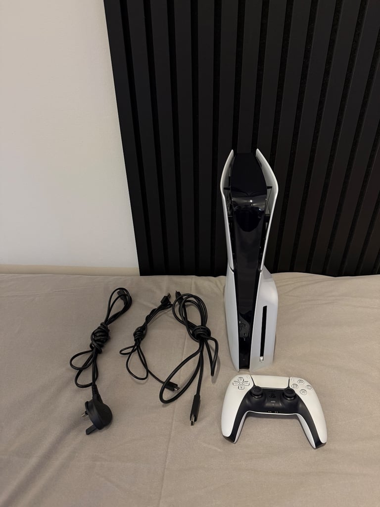 image for PS5 Slim 825GB Disc Edition Bundle