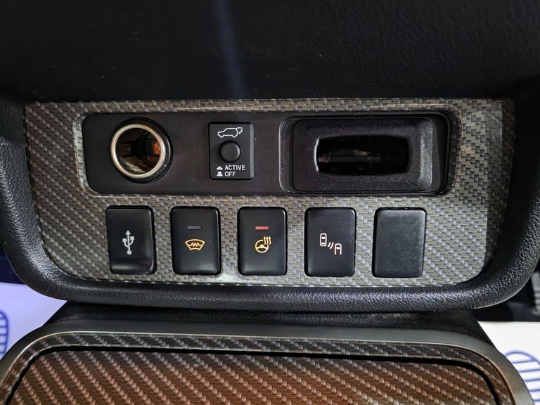 2019 Mitsubishi Outlander 2.4h TwinMotor 13.8kWh 4h CVT 4WD Euro 6 (s/s) 5dr ESTATE Petrol/Electr...