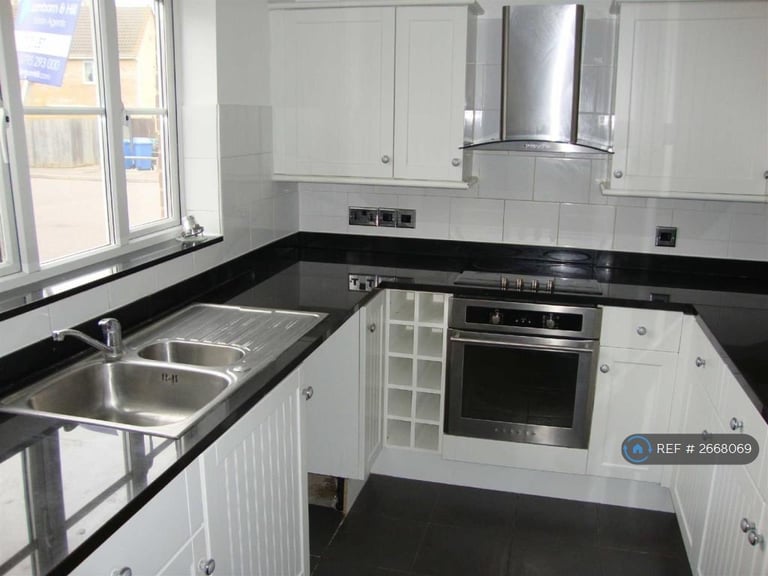 3 bedroom house in Olivine Close, Sittingbourne, ME10 (3 bed) (#2668069)